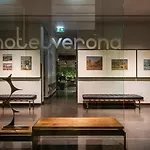 מלון Hotel Verona ורונה