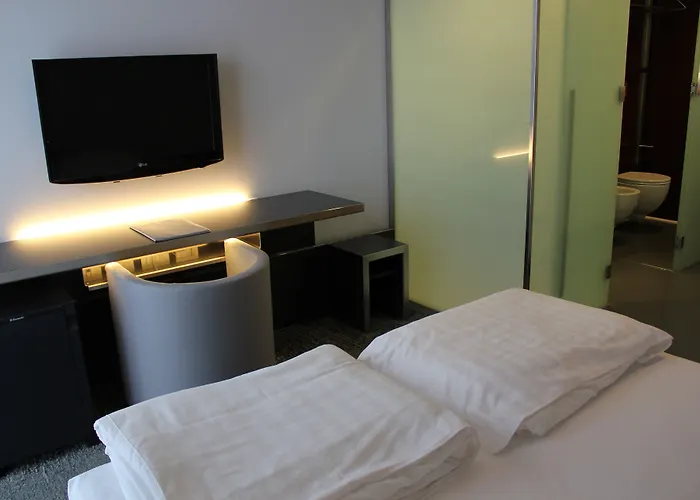 מלון Hotel Verona ורונה