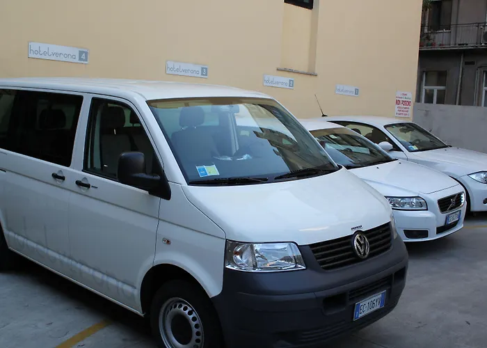 Hotel Verona מלון